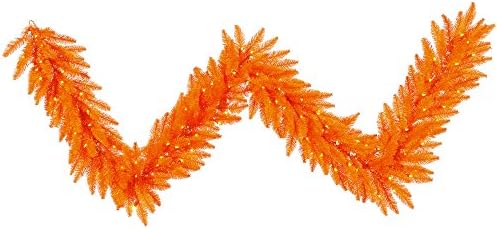 Vickerman 9 'narandžasti umjetni božićni vijenac, narančasti dura-lit sa žarnom niti na žarulju - Faux Fir